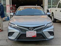 تۆیۆتا کامری